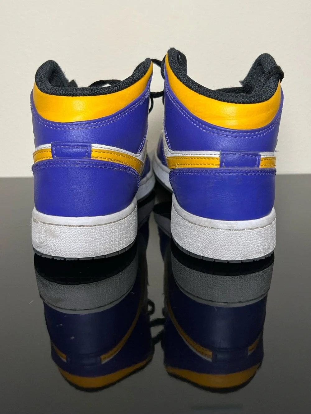 Nike Air Jordan 1 Mid Lakers GS Size 5Y Purple Gold Sneakers